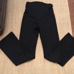 ❤️Be Maternity by Ingrid and Isabel leggings